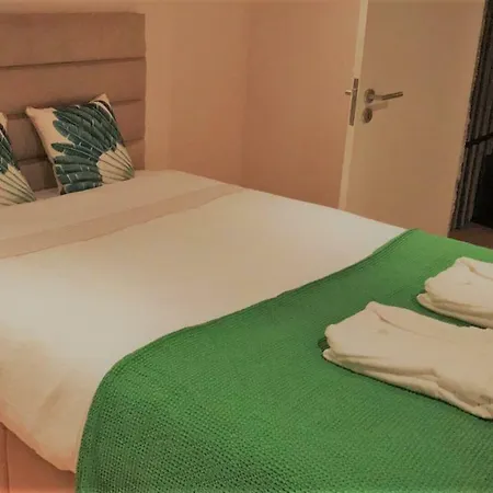 Anthouse Holiday home *